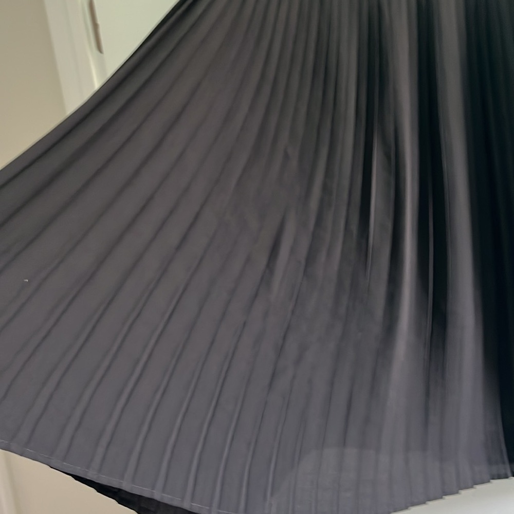 Adrianna Papell Black Pleated Tunic Blouse - Picture 7 of 7